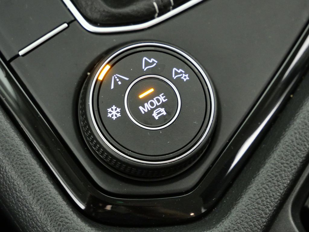 Thumbnail: 2024 Volkswagen Taos - 45