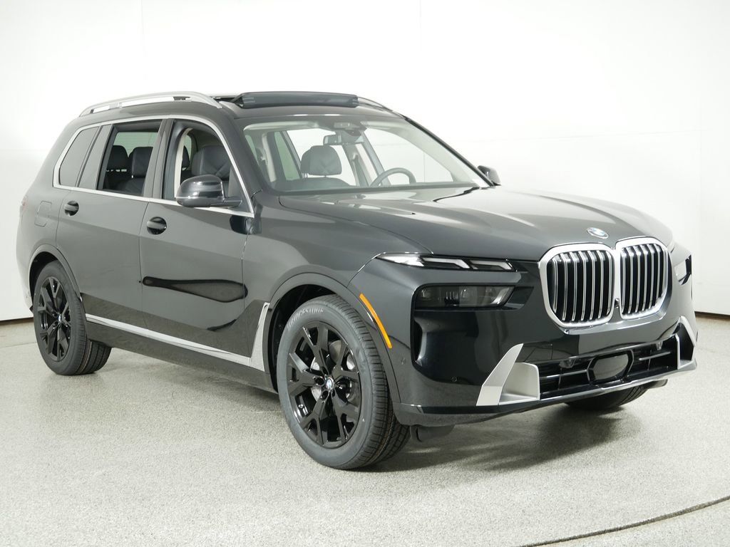 Thumbnail: 2026 BMW X7 - 4