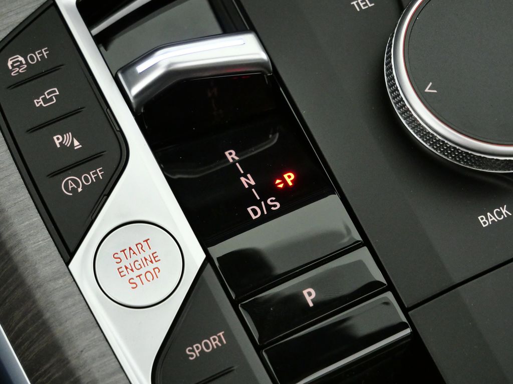 Thumbnail: 2026 BMW 3 Series - 46