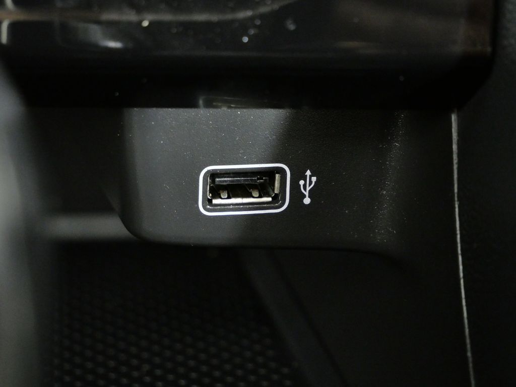 Thumbnail: 2019 Volkswagen Jetta - 45