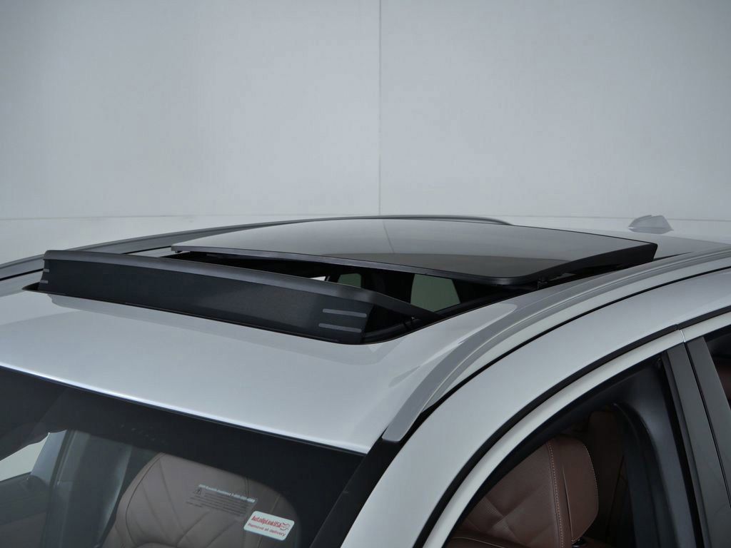 Thumbnail: 2026 BMW X5 - 19