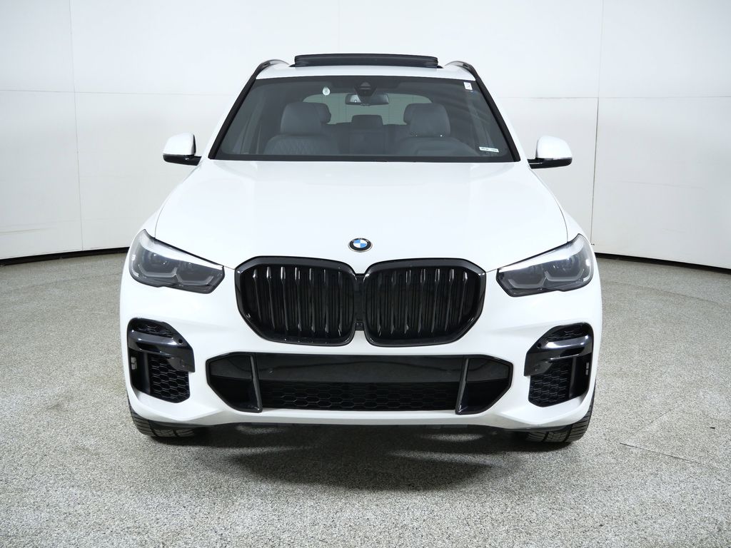 Thumbnail: 2022 BMW X5 - 3