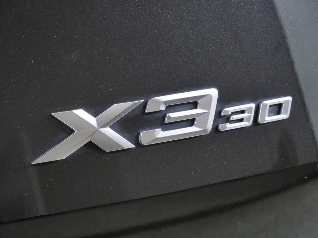 Thumbnail: 2025 BMW X3 - 15