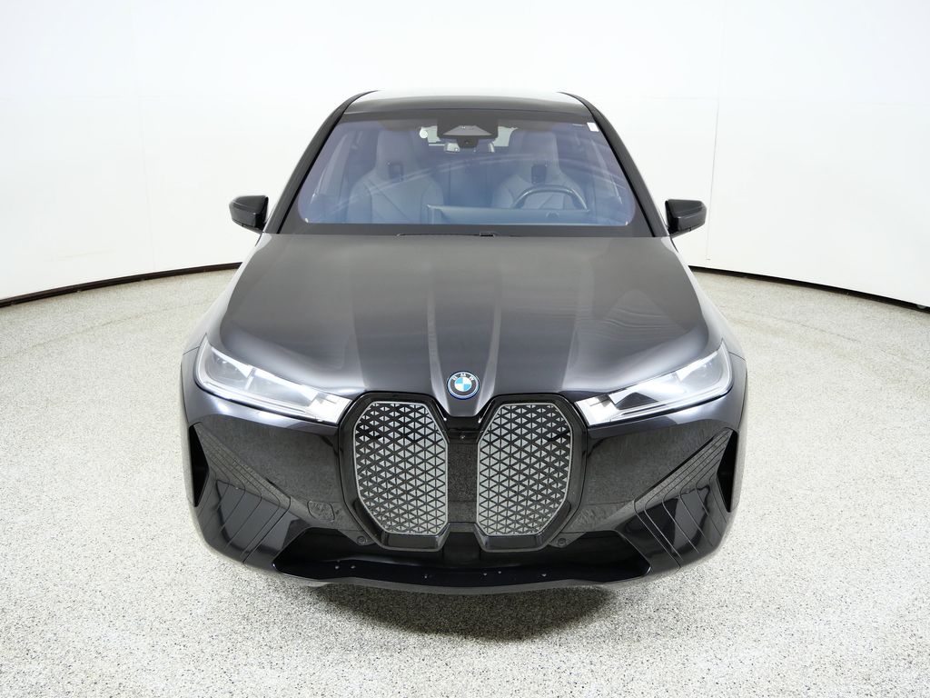 Thumbnail: 2023 BMW iX - 20