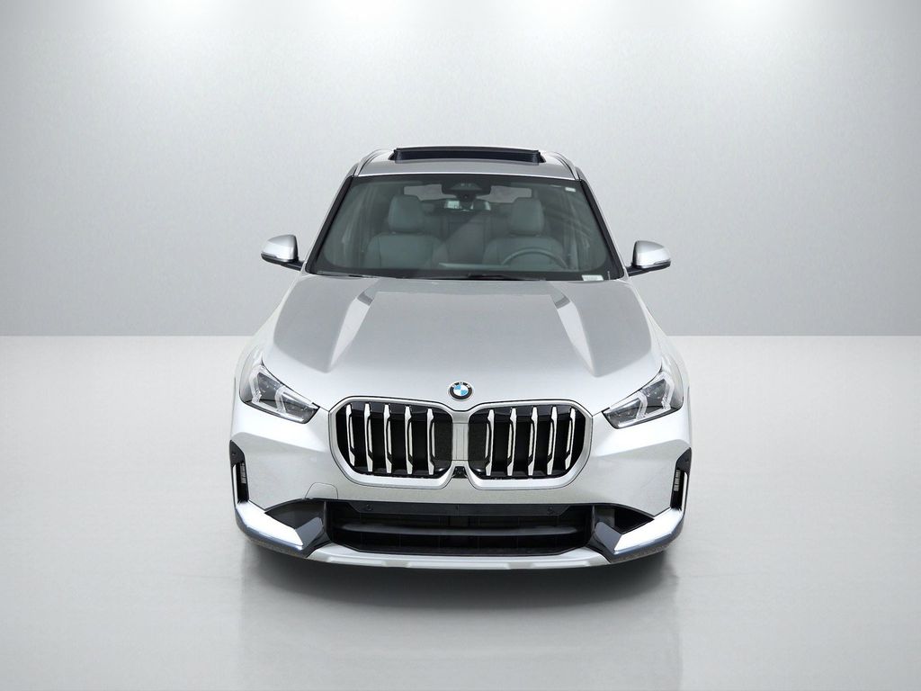 Thumbnail: 2026 BMW X1 - 16