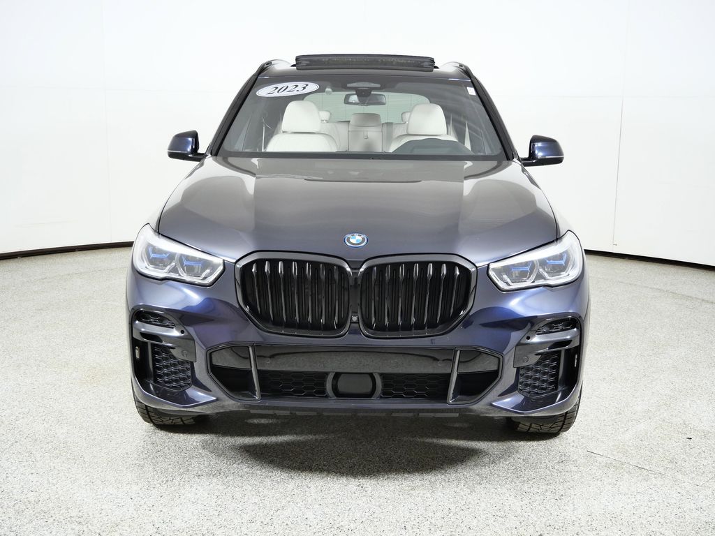 Thumbnail: 2023 BMW X5 - 3