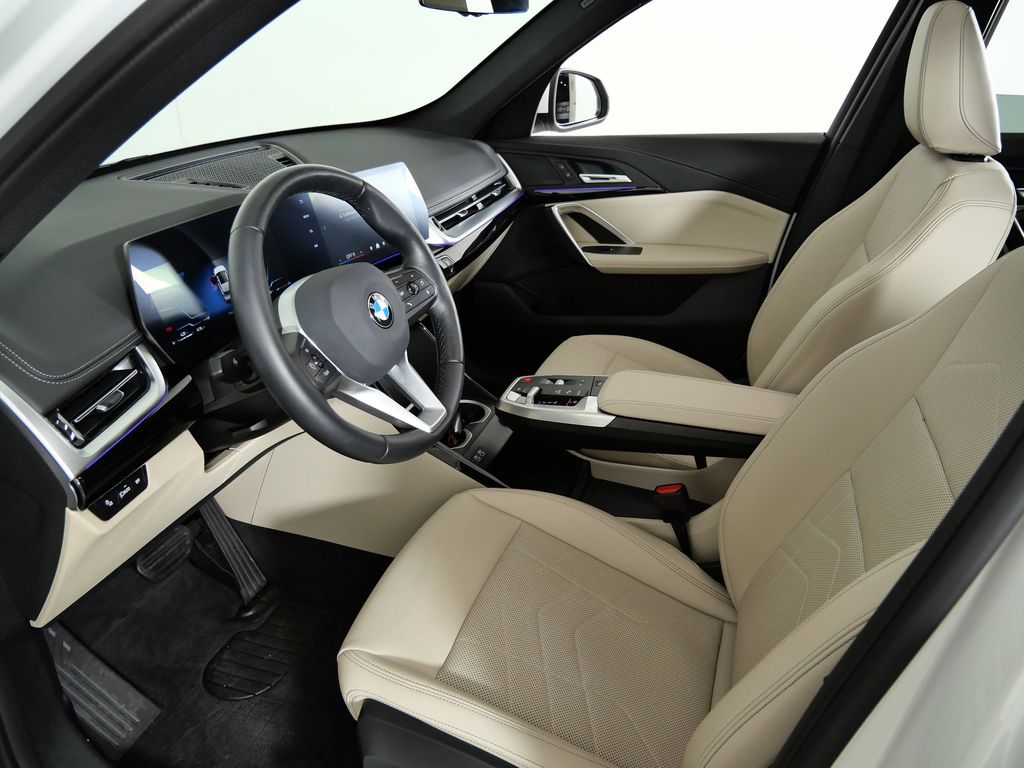 Thumbnail: 2025 BMW X1 - 37