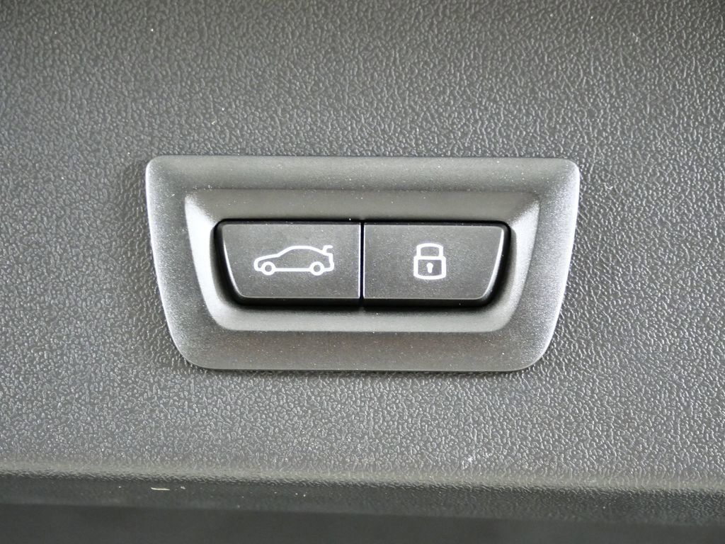 Thumbnail: 2026 BMW X3 - 30