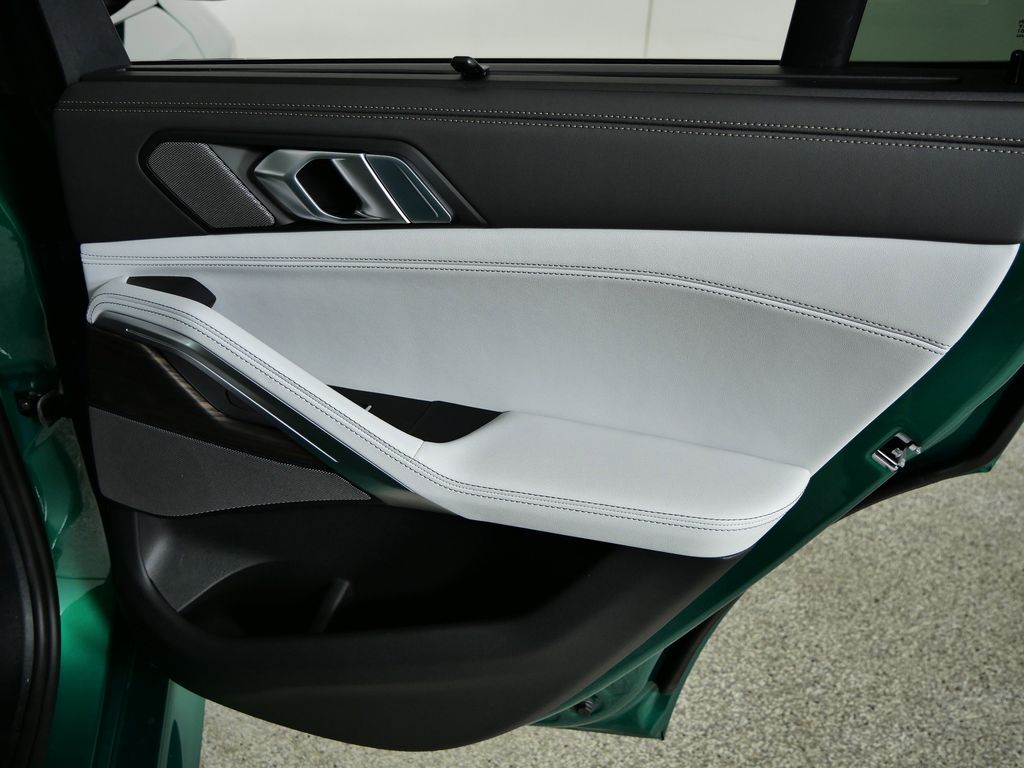 Thumbnail: 2026 BMW X6 - 25