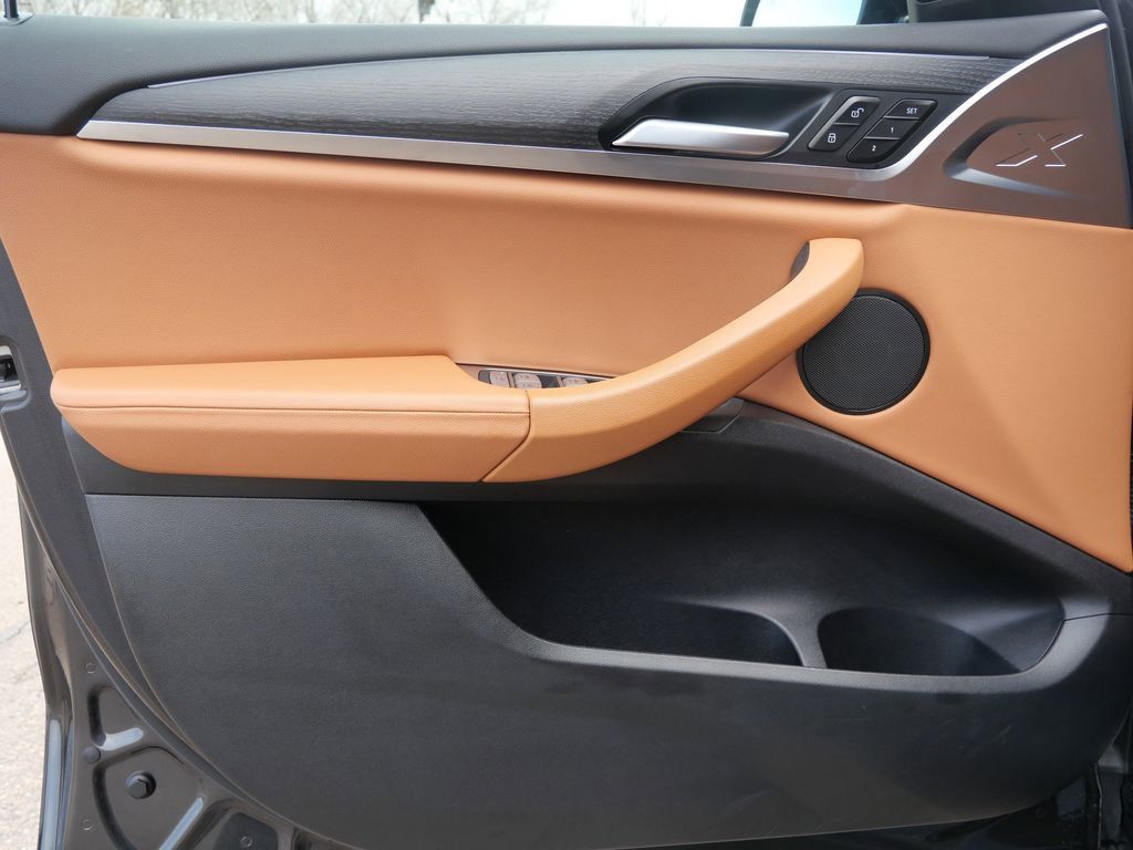 Thumbnail: 2023 BMW X3 - 12