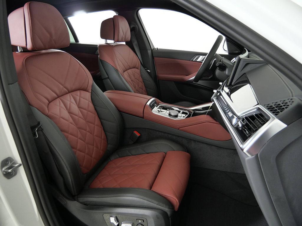 Thumbnail: 2026 BMW X6 - 21