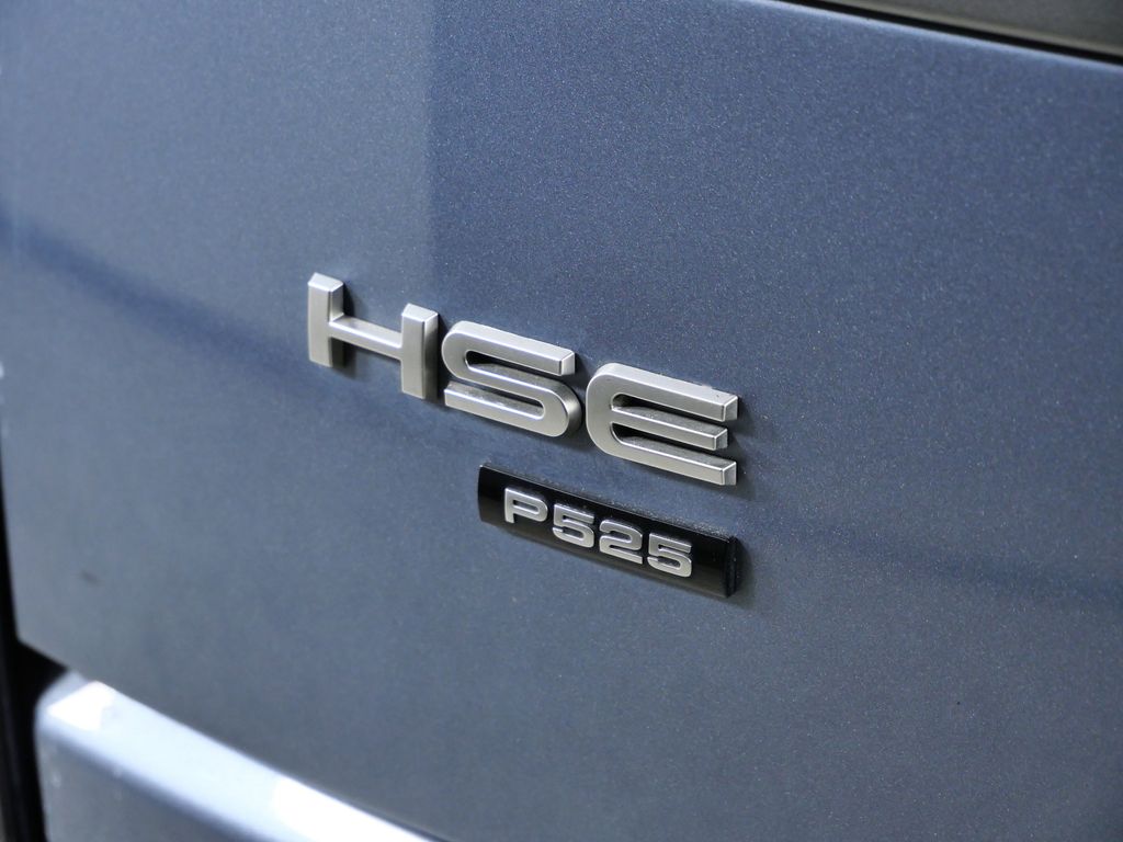 Thumbnail: 2022 Land Rover Range Rover - 14