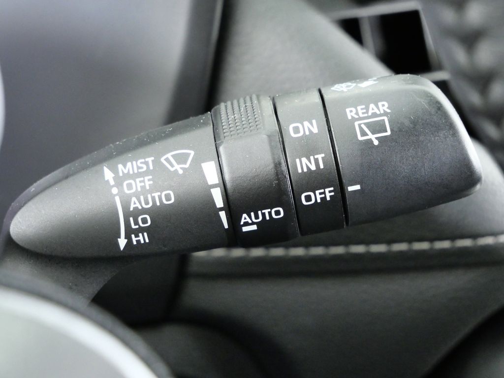 Thumbnail: 2021 Toyota RAV4 - 49