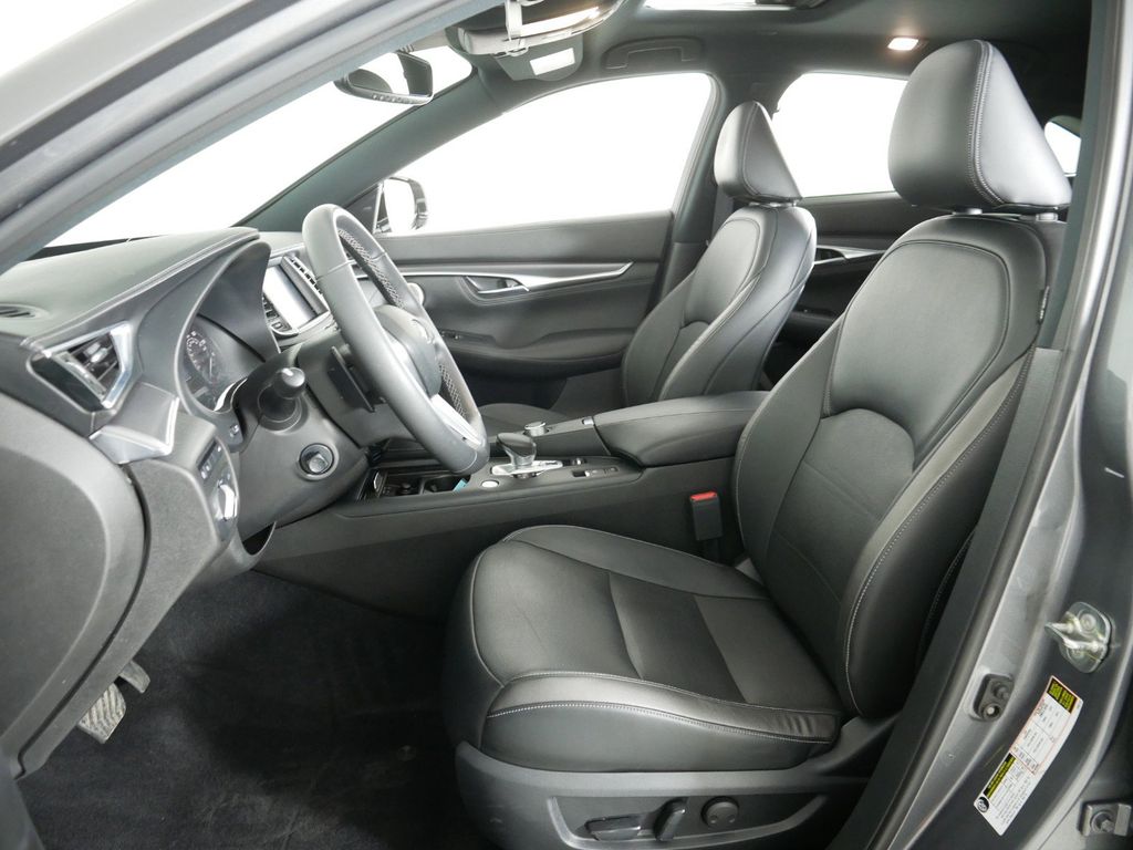 Thumbnail: 2022 INFINITI QX55 - 31