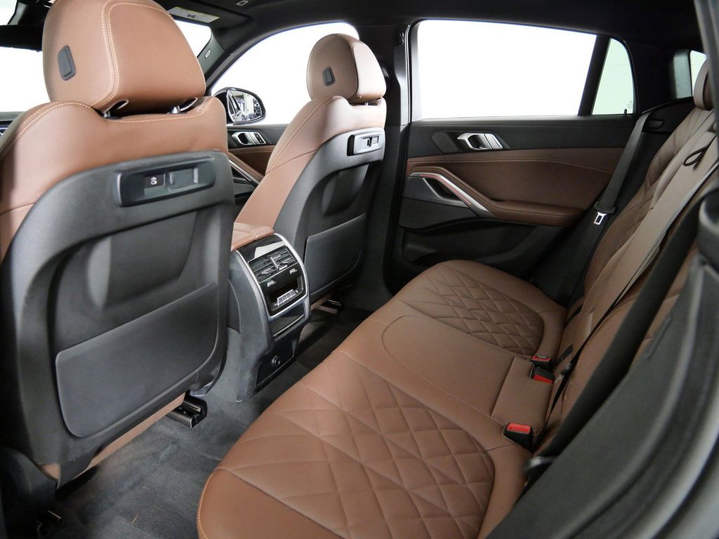 Thumbnail: 2023 BMW X6 - 35