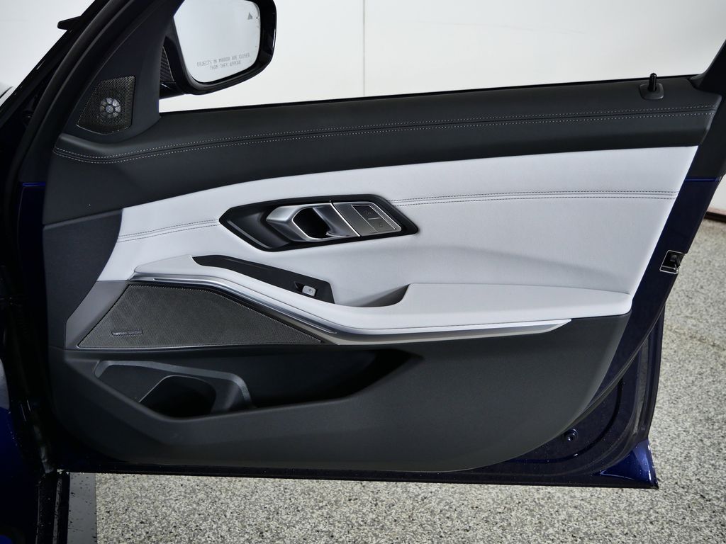 Thumbnail: 2026 BMW M3 - 18