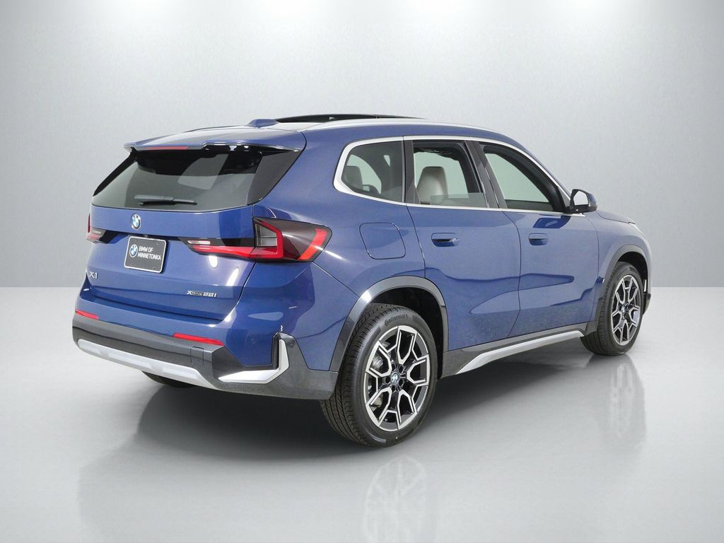 Thumbnail: 2026 BMW X1 - 9