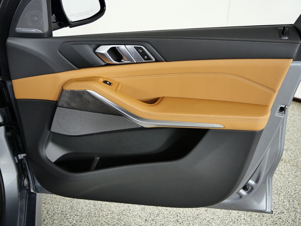 Thumbnail: 2026 BMW X5 - 19