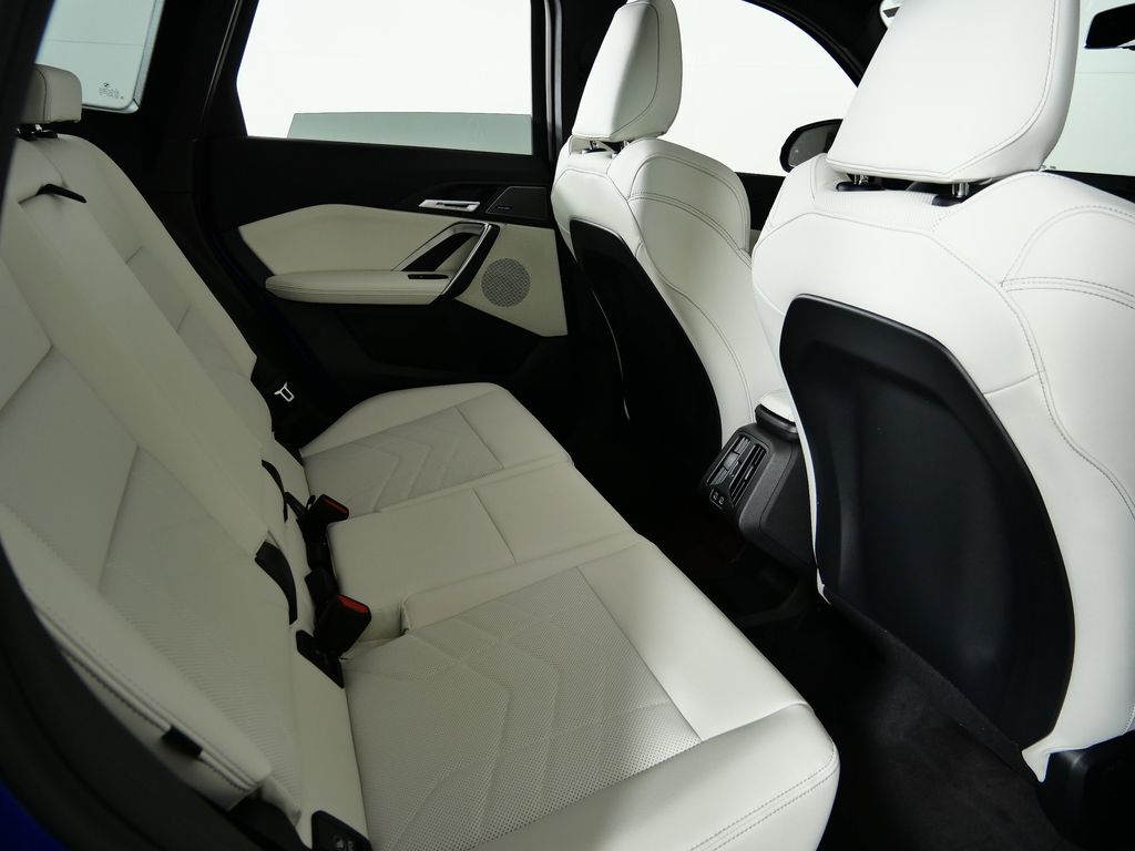 Thumbnail: 2026 BMW X1 - 24