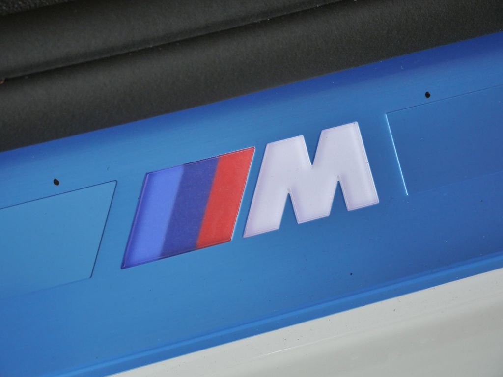 Thumbnail: 2026 BMW 8 Series - 23