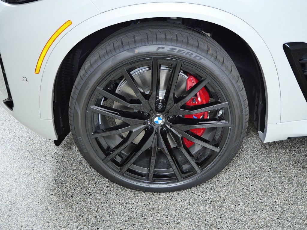 Thumbnail: 2026 BMW X5 - 17