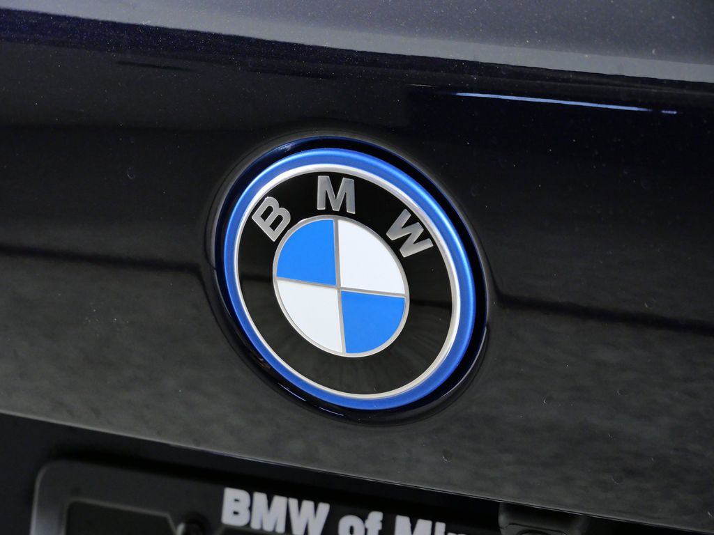 Thumbnail: 2026 BMW X5 - 11