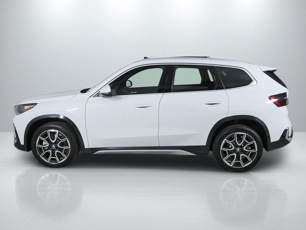 Thumbnail: 2026 BMW X1 - 15