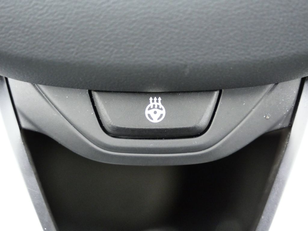 Thumbnail: 2023 BMW 3 Series - 45