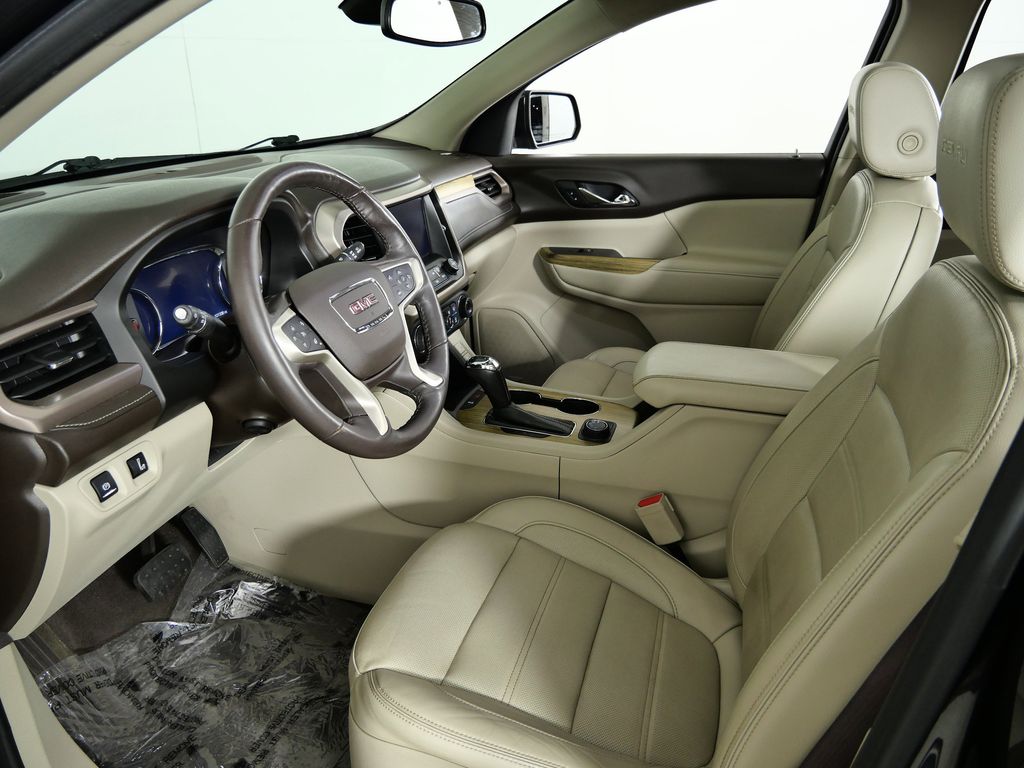 Thumbnail: 2017 GMC Acadia - 34