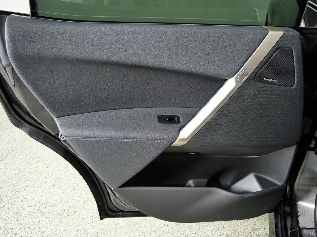 Thumbnail: 2024 BMW iX - 34