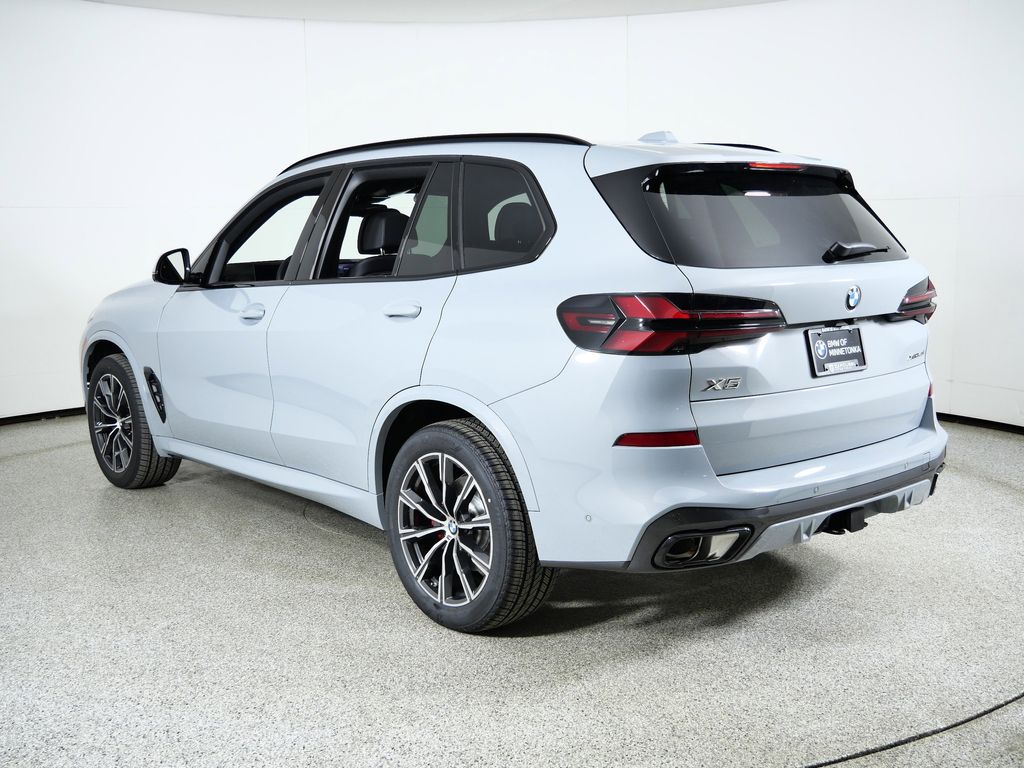 Thumbnail: 2026 BMW X5 - 14