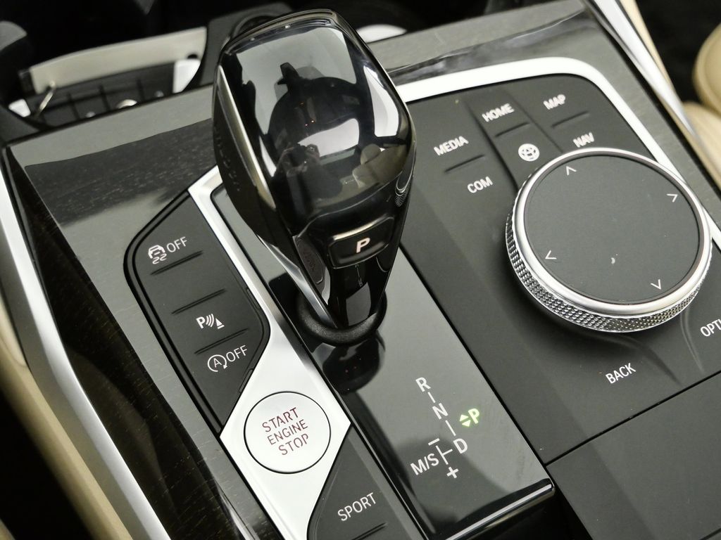 Thumbnail: 2019 BMW 3 Series - 46