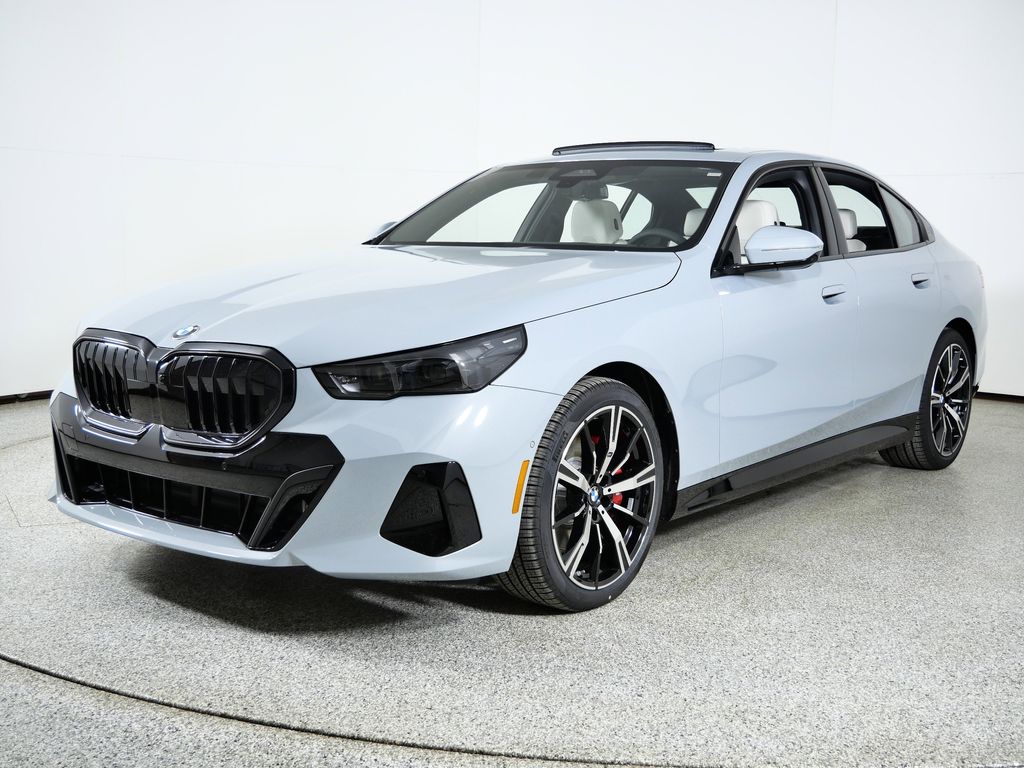 Thumbnail: 2026 BMW 5 Series - 1