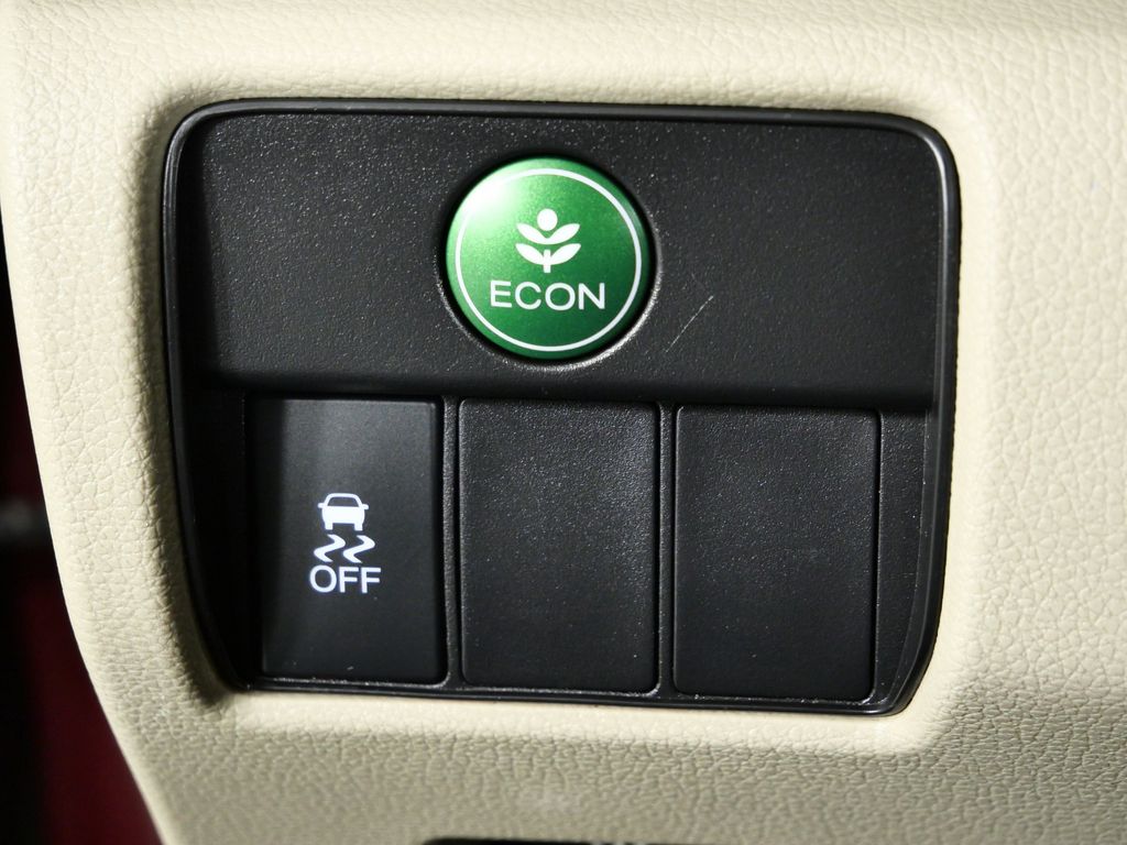 Thumbnail: 2016 Honda Accord - 36