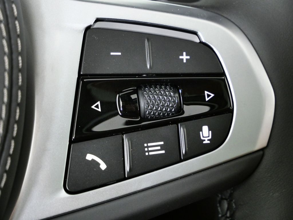 Thumbnail: 2026 BMW X5 - 42