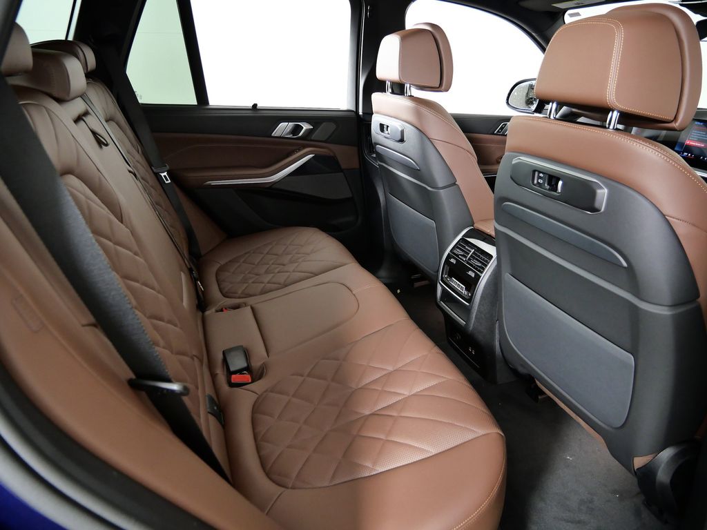 Thumbnail: 2026 BMW X5 - 26