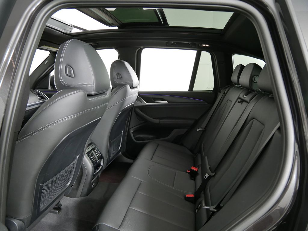 Thumbnail: 2024 BMW X3 - 32