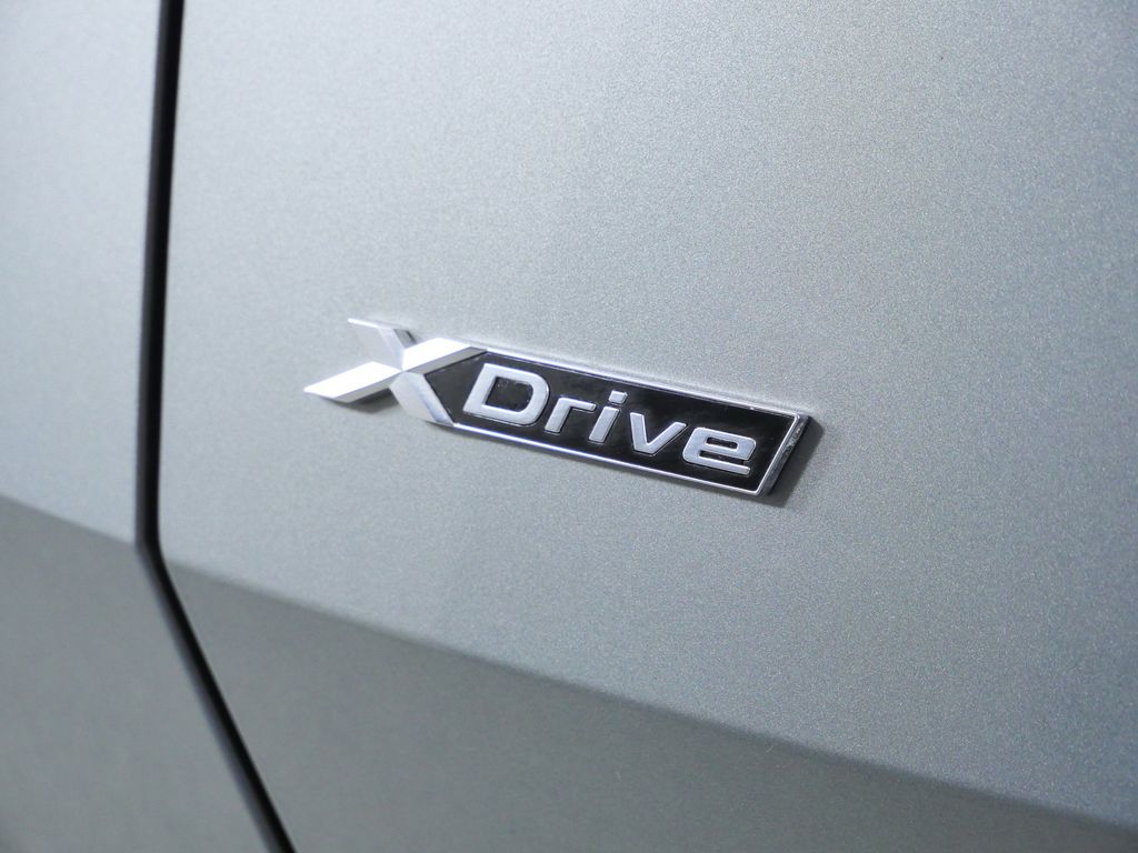 Thumbnail: 2025 BMW X3 - 16
