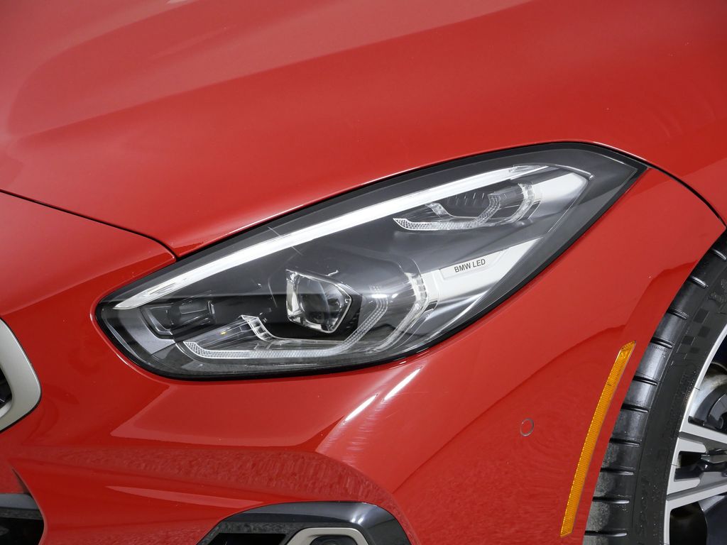 Thumbnail: 2025 BMW Z4 - 4