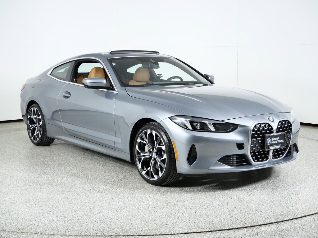 Thumbnail: 2025 BMW 4 Series - 9
