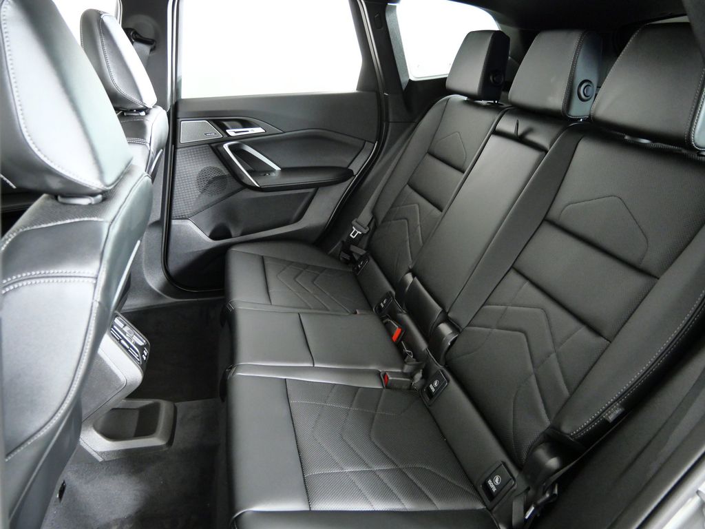 Thumbnail: 2026 BMW X1 - 30