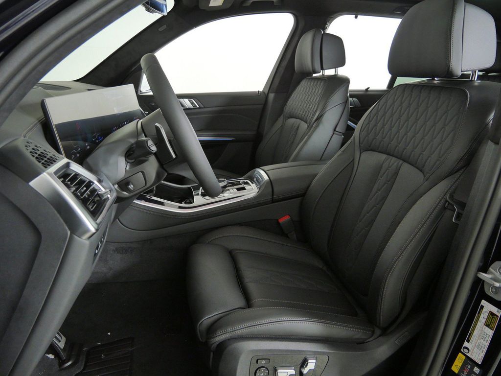 Thumbnail: 2026 BMW X5 - 36
