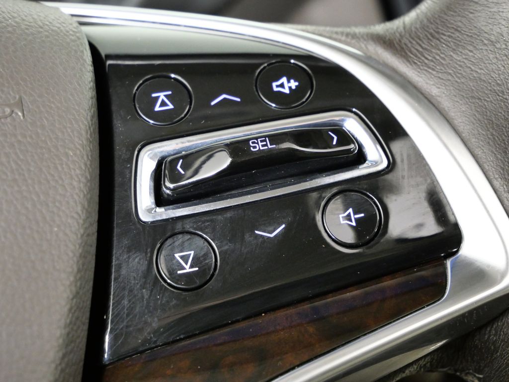 Thumbnail: 2015 Cadillac Escalade - 41