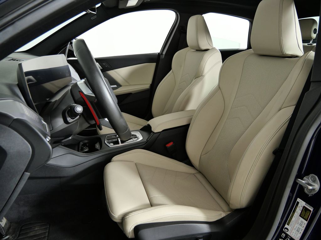 Thumbnail: 2025 BMW 2 Series - 37