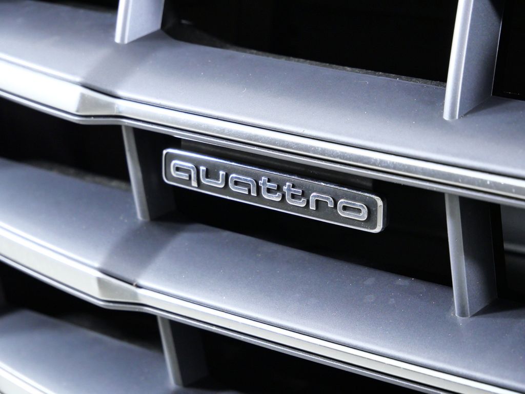 Thumbnail: 2018 Audi Q5 - 5