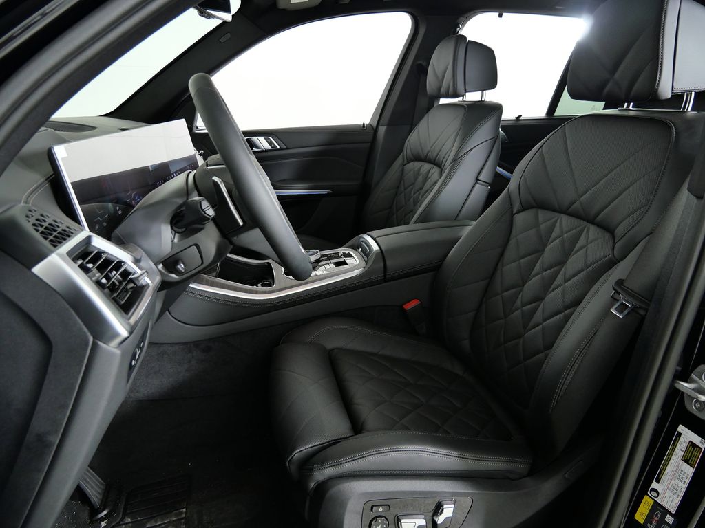 Thumbnail: 2026 BMW X5 - 36