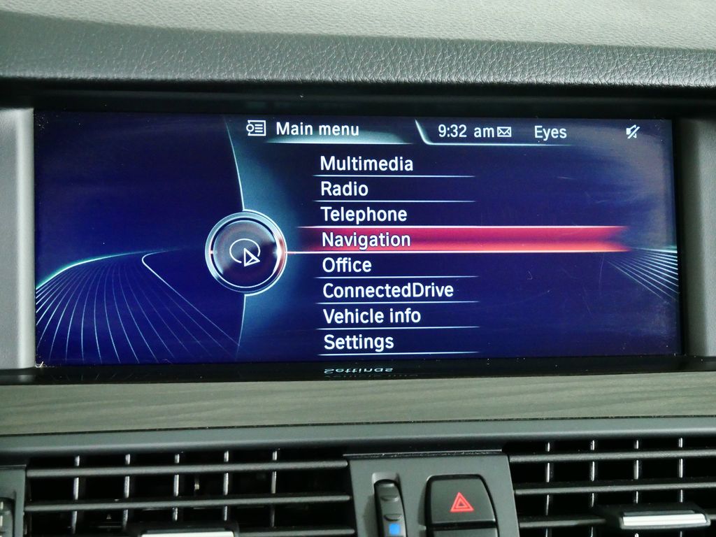 Thumbnail: 2013 BMW 5 Series - 38