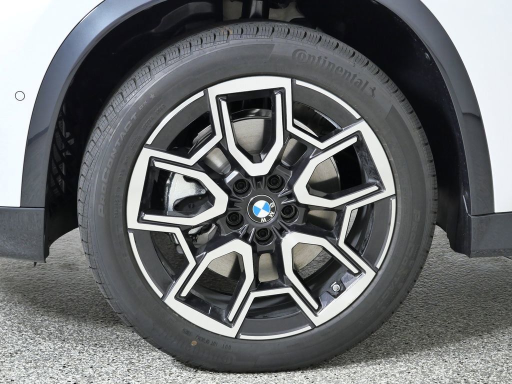 Thumbnail: 2026 BMW X1 - 19