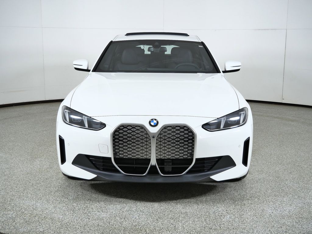 Thumbnail: 2026 BMW i4 - 2