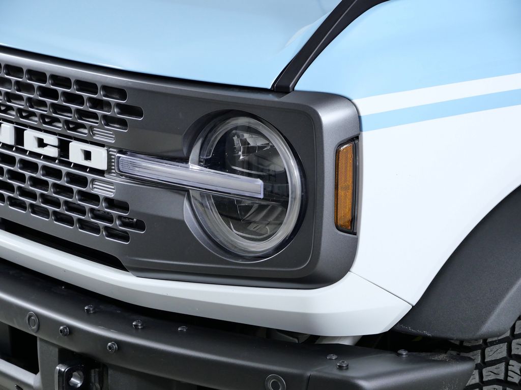 Thumbnail: 2022 Ford Bronco - 4